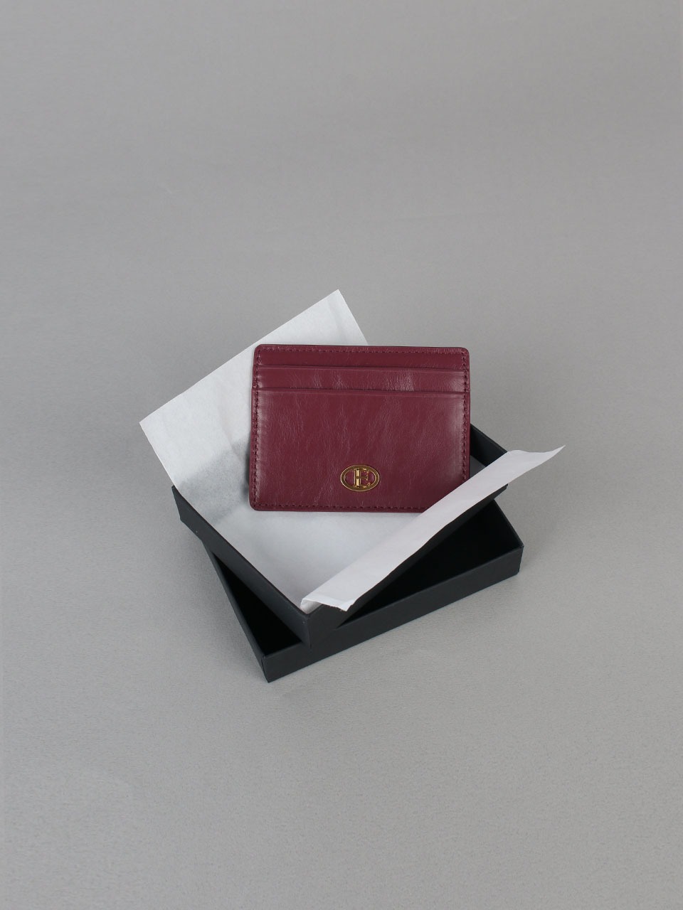 CLASSIQUE LOGO CARD WALLET IN RED